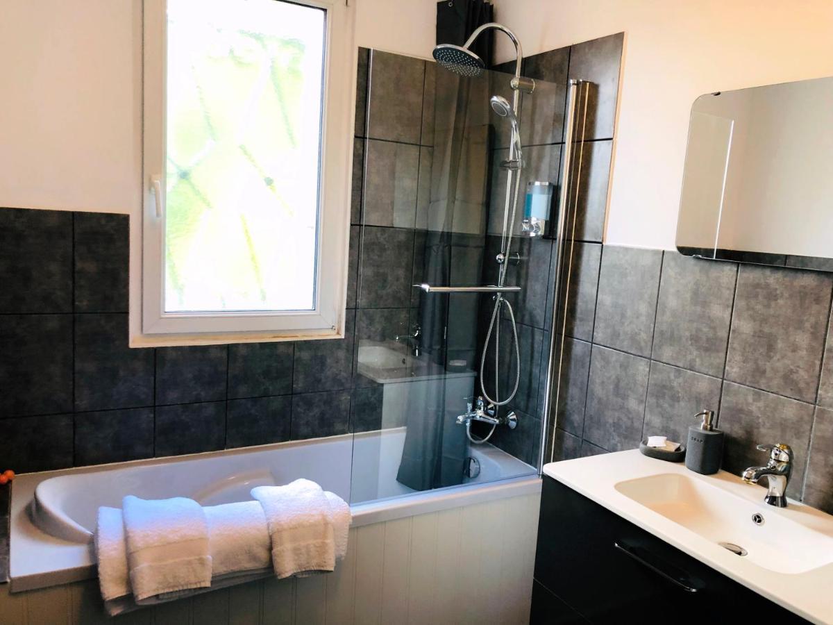Landivy No 6 B&B מראה חיצוני תמונה